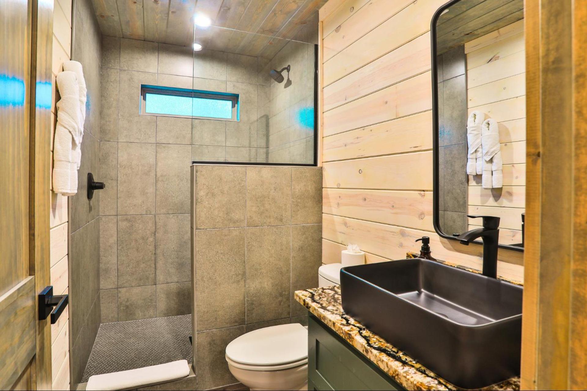 Lux,Hot Tub,Atv,Hiking,Pickleball,Firepit,Arcade Broken Bow Ngoại thất bức ảnh