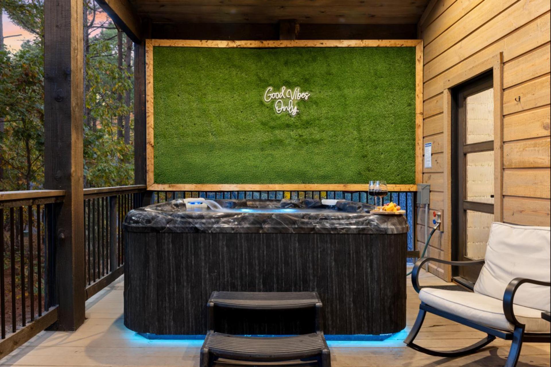 Lux,Hot Tub,Atv,Hiking,Pickleball,Firepit,Arcade Broken Bow Ngoại thất bức ảnh