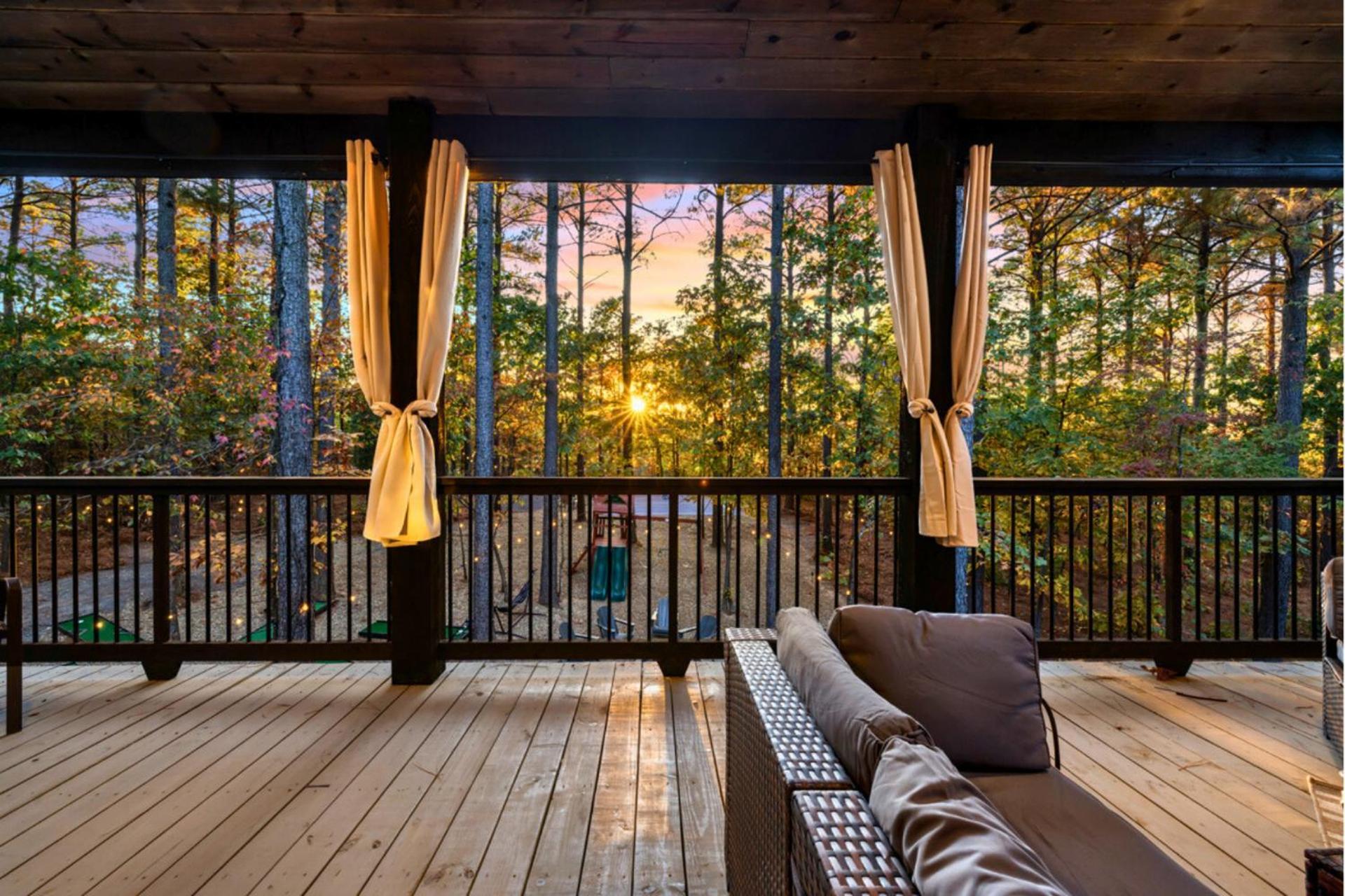Lux,Hot Tub,Atv,Hiking,Pickleball,Firepit,Arcade Broken Bow Ngoại thất bức ảnh