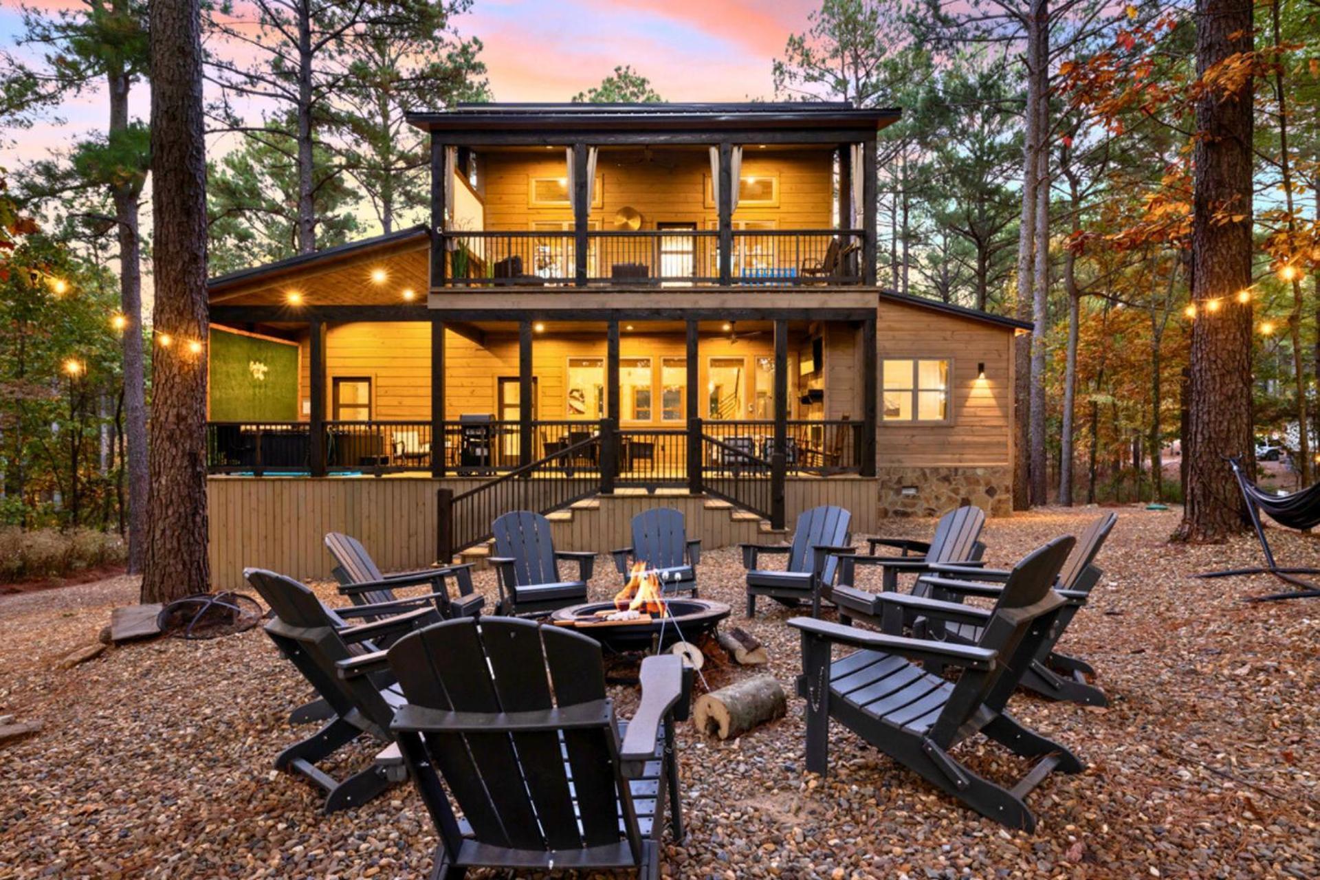 Lux,Hot Tub,Atv,Hiking,Pickleball,Firepit,Arcade Broken Bow Ngoại thất bức ảnh